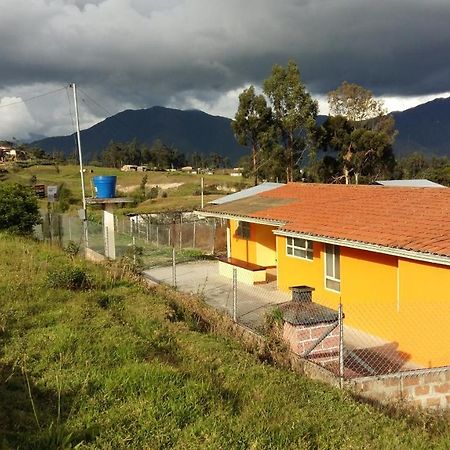 Hospedaje Carigan Loja Exterior foto